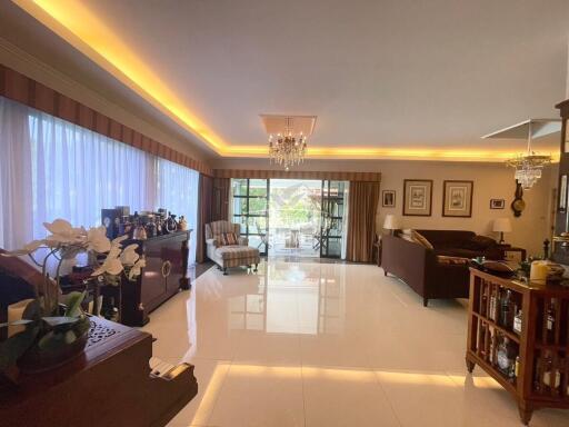 Superb, 3 bedroom, 4 bathroom pool villa for Rent in Royal Prestige 2, East Pattaya.