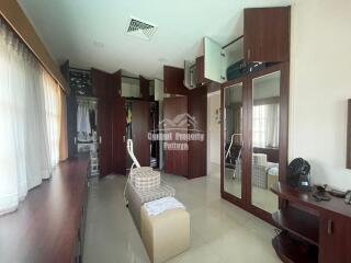 Superb, 3 bedroom, 4 bathroom pool villa for Rent in Royal Prestige 2, East Pattaya.