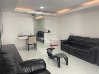 Large, newly renovated 1 bed, 1 bath for rent/sale in Pattaya Beach Condo, central Pattaya.