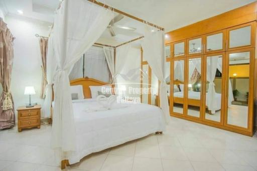 Recently completed, 3 bedroom, 3 bathroom private pool house for sale in Jomtien.