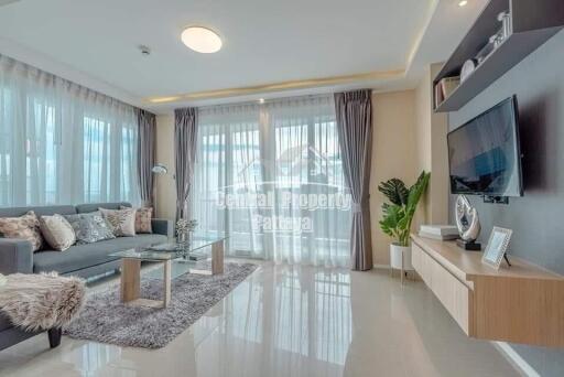 Spacious, 1 bedroom, 1 bathroom condo for sale in Pratumnak.