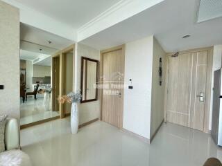 Stunning, 2 bedroom, 2 bathroom, corner unit for sale in Riviera Wongamat beach.