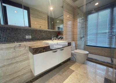 Beautiful, 3 bed 2 bath duplex condo in View Talay Sands, Na Jomtien