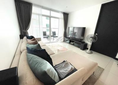 Fully Furnished 2 Bedrooms Condo For Sale on Pratumnak Hill.
