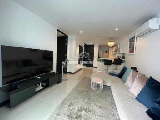 Fully Furnished 2 Bedrooms Condo For Sale on Pratumnak Hill.