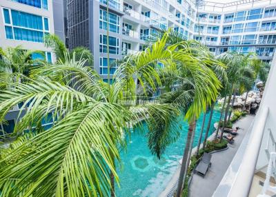 Spacious 1 Bedroom Condo for sale with Pool View!