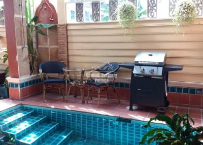 Fire sale!!! Apartment building on Pratumnak Soi 4 only 600 meter from the beach