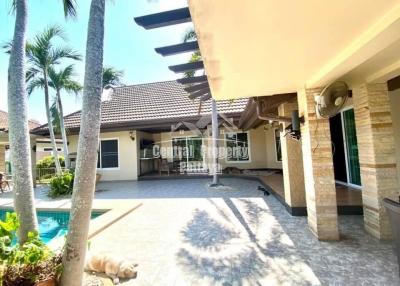 Hot deal!!! 3 bed pool villa with 1 Rai of Land at Mabprachan Lake