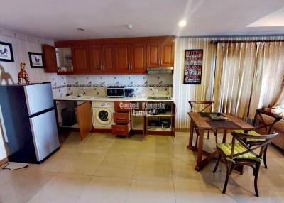 Great price for a beautiful 100 m2 apartment with sea views in Wongamat for rent and for sale