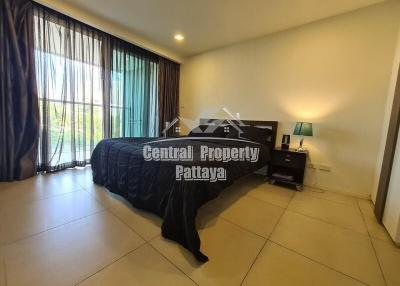 Beautiful 1 bed with 54 m2 only 10 meter away from the beach in Waters Edge Condominium
