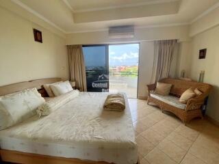 Hot deal 1 Bedroom Condo for Sale in Pratumnak Hill.