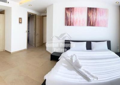 Beautiful  2 Bedrooms Ocean View for rent in North Pattaya.