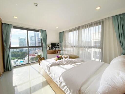 Beautiful two Bedrooms Condo for rent in Pratumnak Hill.