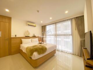 Beautiful two Bedrooms Condo for rent in Pratumnak Hill.