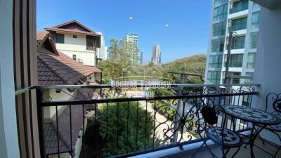 A studio condo for rent in Pratumnak Hill.