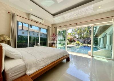 Breathtaking 6 bed pool villa with 1092 sqm land in Jomtien Park Villas
