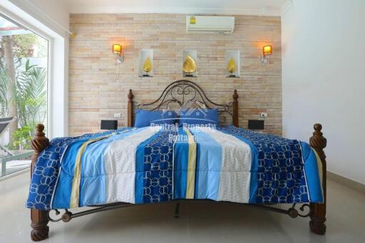 Luxury Four Bedroom Four Bathroom Pool Villa for Sale in Majestic Residence Pratumnak Hill