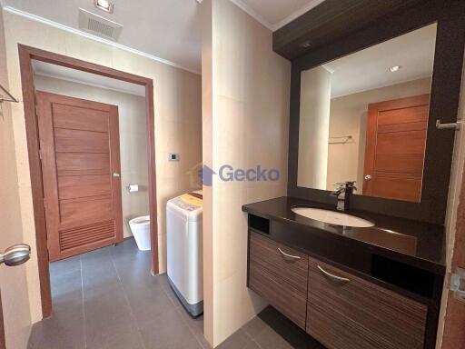 2 Bedrooms Condo in Hyde Park 1 South Pattaya C011443