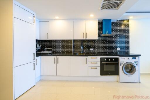 2 Bed Condo For Rent In Central Pattaya - Grand Avenue Residence