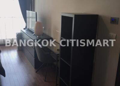 Condo at The Address Chidlom for sale