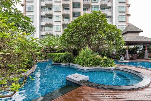 1 bedroom condo for rent at Circle Condominium