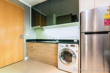 1 bedroom condo for rent at Circle Condominium