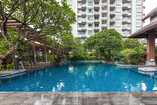 1 bedroom condo for rent at Circle Condominium