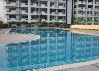 Residential building with a swimming pool