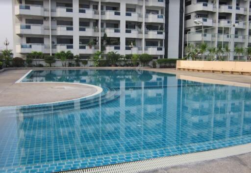 Residential building with a swimming pool