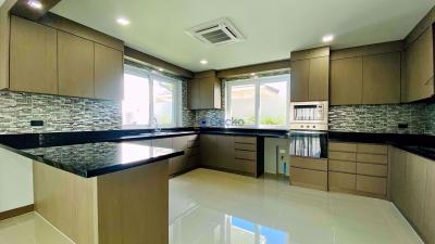 4 Bedrooms House in Green Field Executive Homes East Pattaya H008583