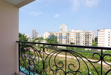 1 Bedroom Condo in Paradise Park Jomtien C011445