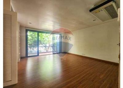 Large 4BR house near BTS Phrom Phong for rent