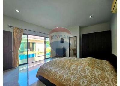 The Height 2 Village Khao Tao, 3 Bed 3 Bath for Sale