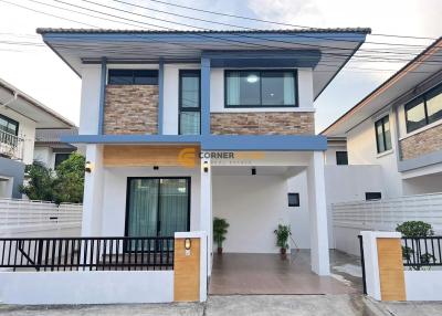 3 bedroom House in Uraiwan Park View East Pattaya