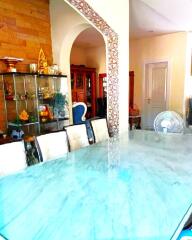 Cozy 5-bedroom pool villa with garden
