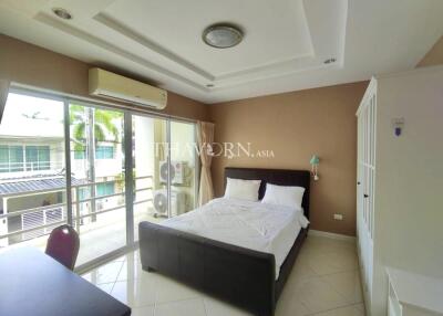 House For sale 3 bedroom 135 m² with land 128 m² in The Meadows, Pattaya