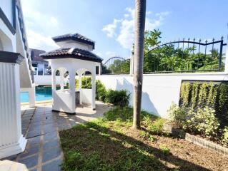 House For sale 3 bedroom 350 m² with land 516 m² in Temple Court Villa, Pattaya