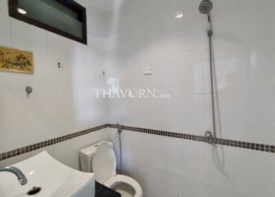 บ้าน ขาย 7 ห้องนอน 220 ตร.ม. ที่ดิน 376 m² ใน  The Imperial Place, Pattaya