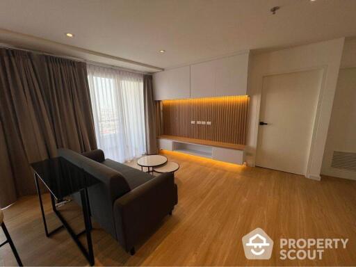 2-BR Condo at River Heaven Chareonkrung near BTS Krung Thon Buri