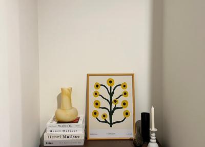 Modern minimalist interior decoration with books and art