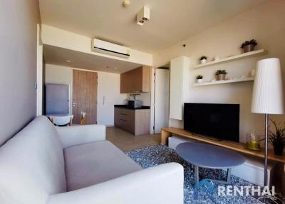 Room for rent Unixx 2 bedroom 35floor seaview