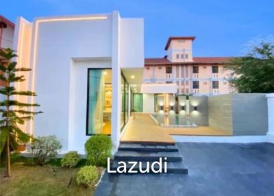 Exquisite 3-Bedroom Pool Villa in Bang Lamung