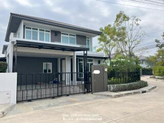 4 Bedroom House for Sale at Manthana Motorway-Krungthep Kreetha