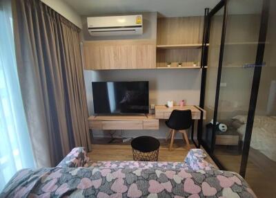 Condo for Rent at Blossom Condo Sathon-Charoen Rat