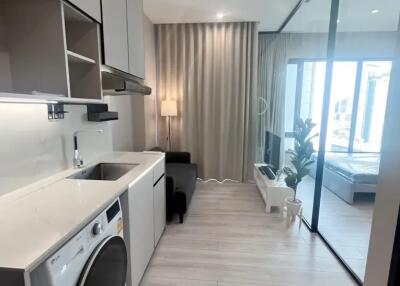 Condo for Rent at The Room Phaya Thai