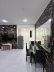 Condo for Rent at Manhattan Chit Lom