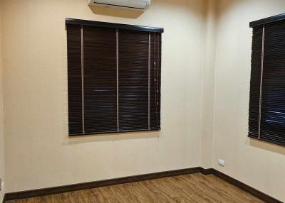 House for Rent in Chai Sathan, Saraphi.