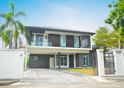 House for Sale in Mae Hia, Mueang Chiang Mai.