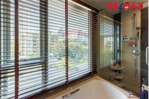 50 Sqm., 1 Bed Condo listed for ฿ 5,800,000.