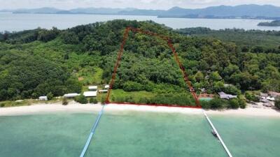 Land 84 Rai Next To Sandy Beach For Sale At Naka Yai Island Phuket